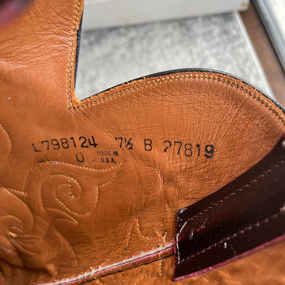 Ladies Lucchese boots. Black full-quill ostrich w/black cherry tops. 7 1/2 B. - Picture 4 of 7